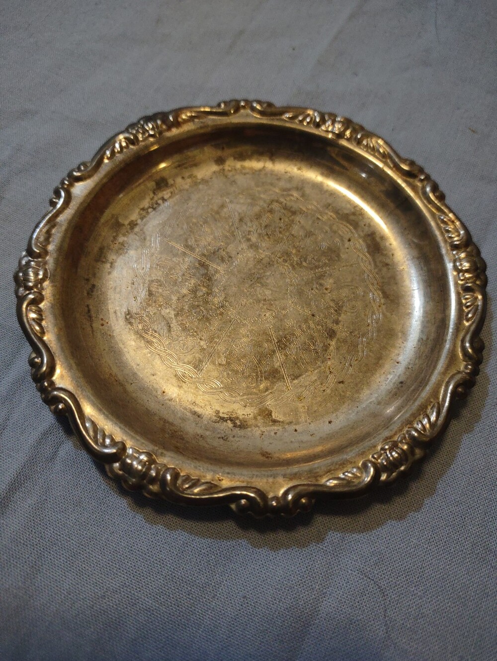 Ornate Round Decorative Trinket Tray - Silver Tone